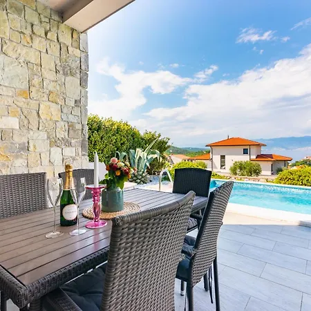 Vacation Valsi Villa *